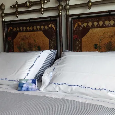 L'infinito Frühstückspension